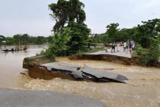 Bihar is floating in the flood! 21 killed, many injured in lightning strike